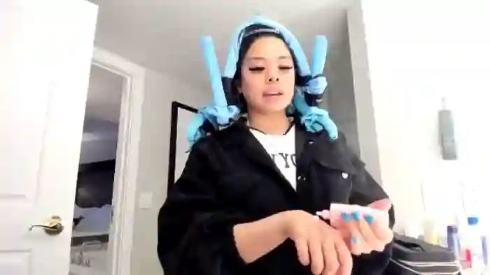 dolllface