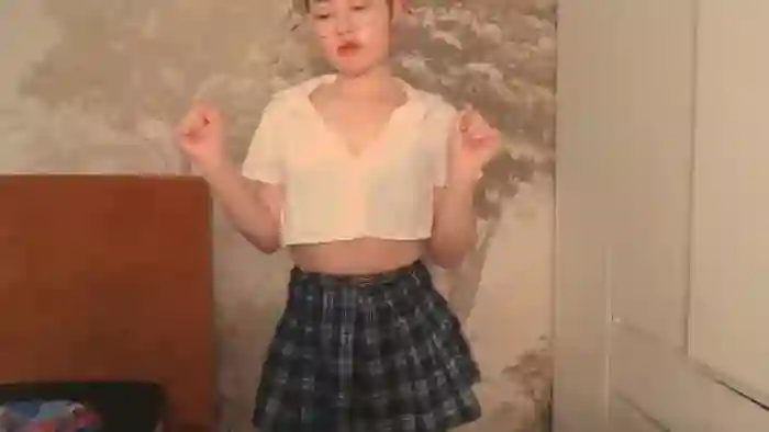 Hiaru_Cutie