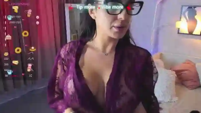 LindsayDee