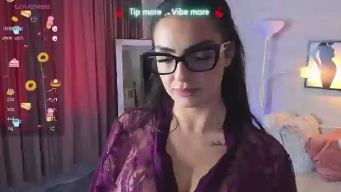 LindsayDee