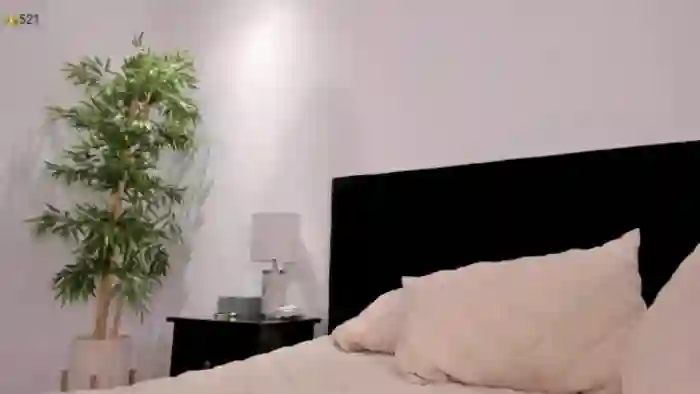 Ms_Brenda