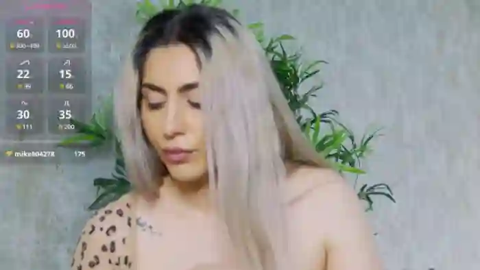 TorriHayes