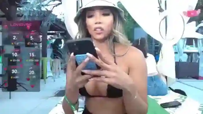 UrBabyGirl