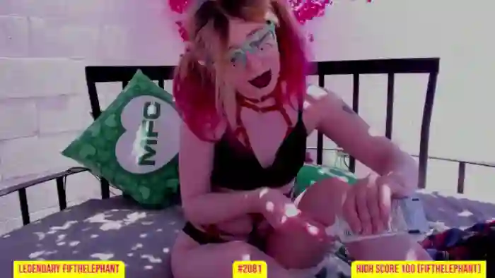 GirlbotDiv