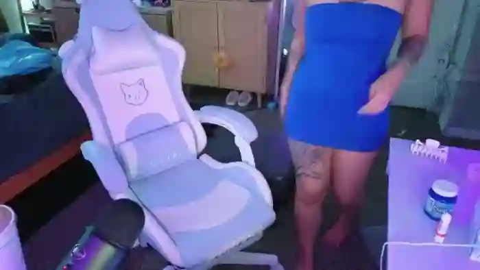 dolllface