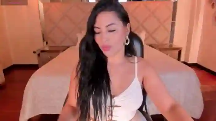 MiaRobertsX