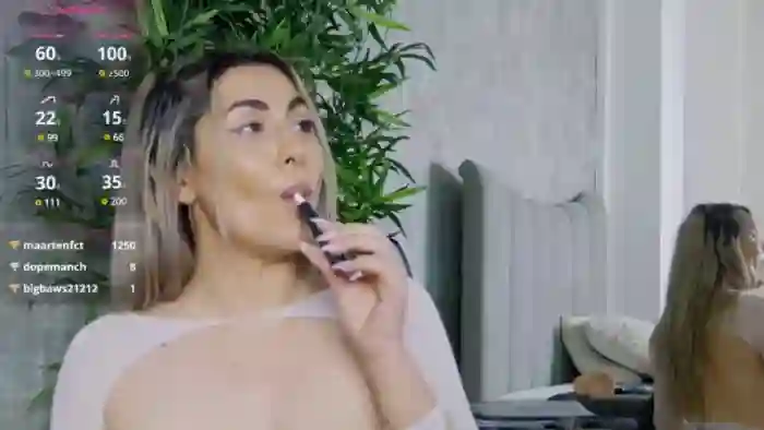 TorriHayes