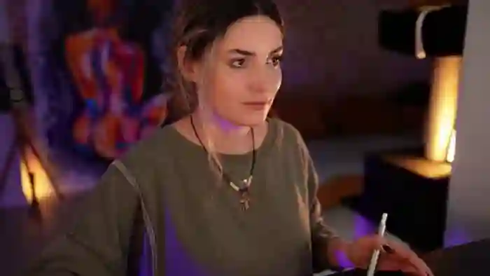 Allie_Synn