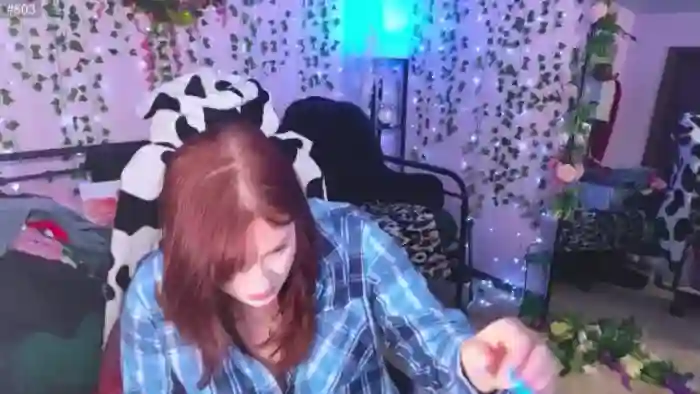 naughtybella_