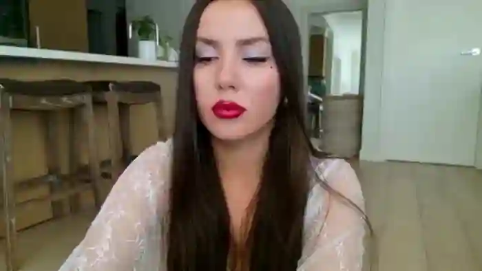 BellaBaxter