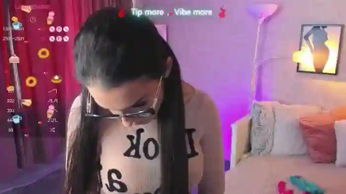 LindsayDee