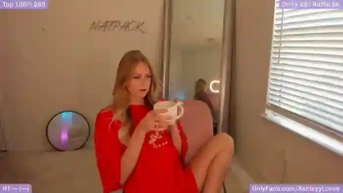 Ashleyylovee