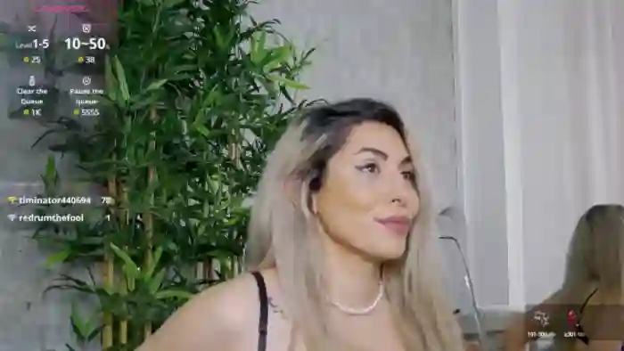 TorriHayes