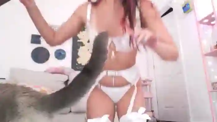 AnnaFaux