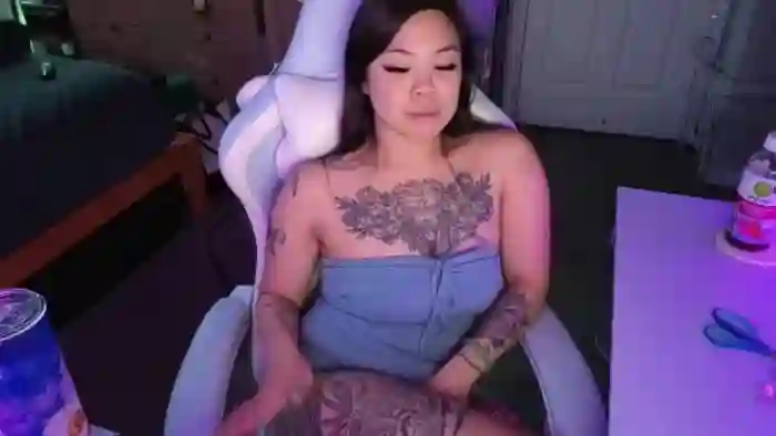 dolllface