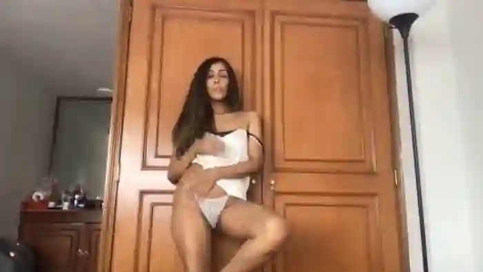 Isabella_77