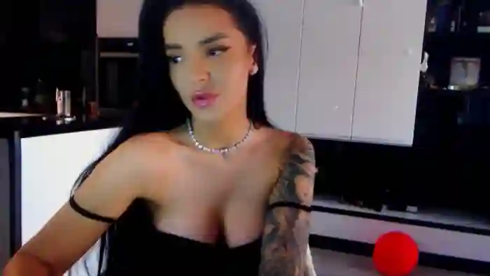 NicoleCrystal