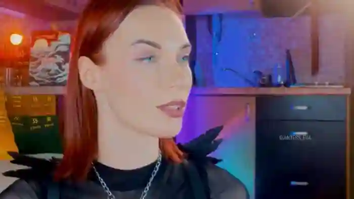 Giantess_Eva