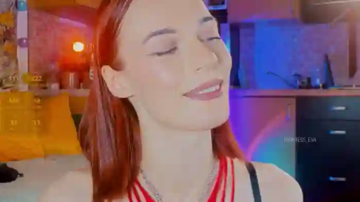 Giantess_Eva