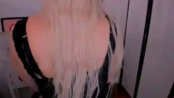 PamelaFlirt