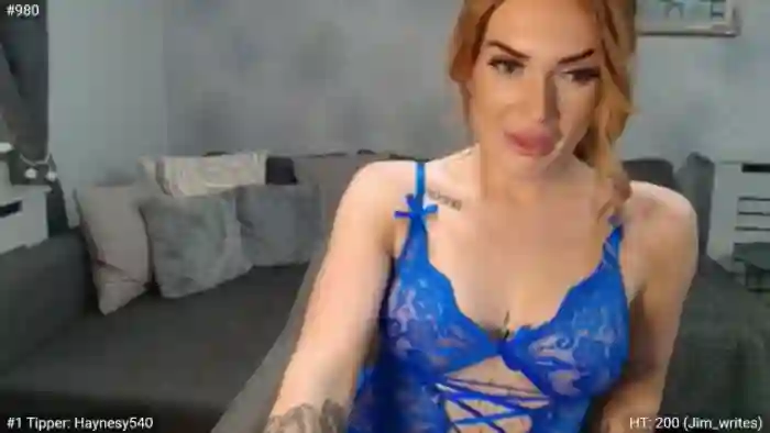 ItsLolaLauren
