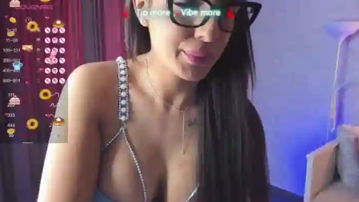 LindsayDee