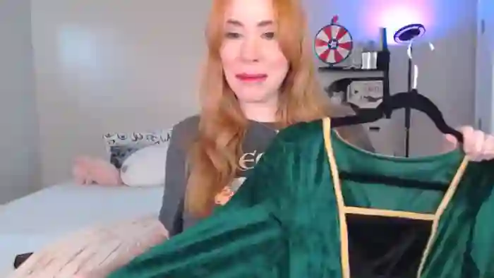 MsRedheadMILF