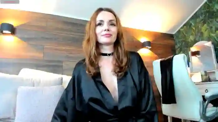 Alizee_Spicy