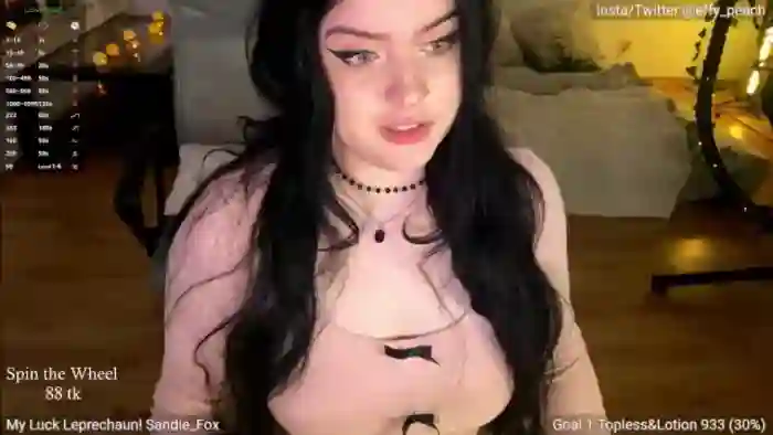 Effy_peach