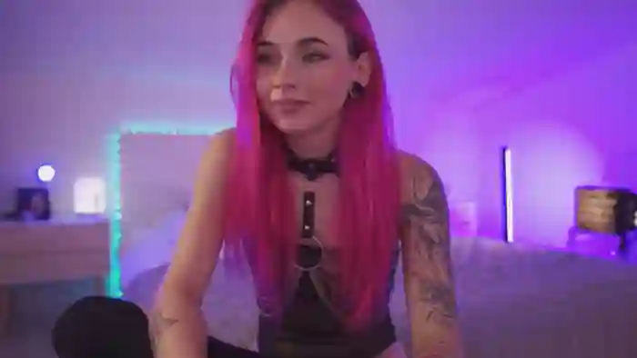 Sarah_Pink