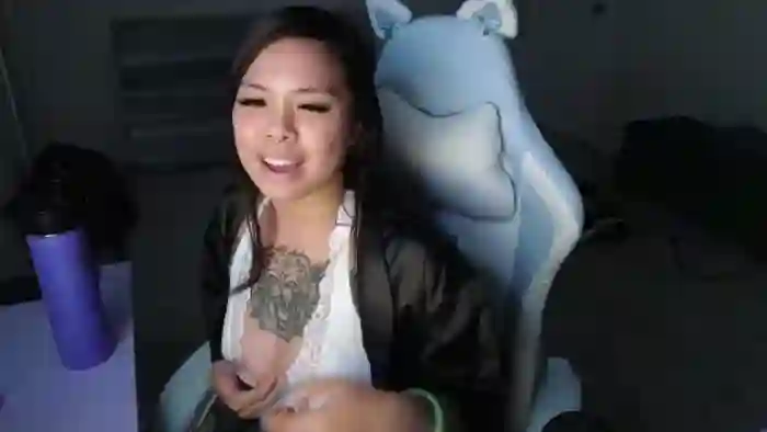 dolllface