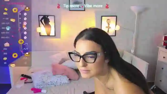 LindsayDee