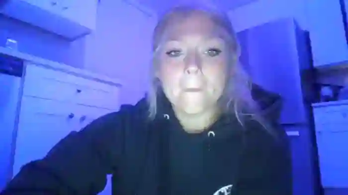 SneakyAlice