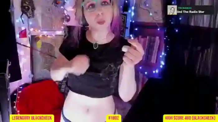 GirlbotDiv