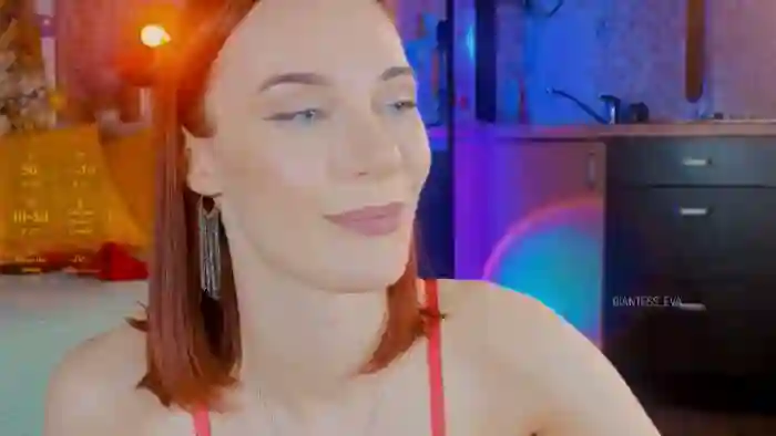 Giantess_Eva