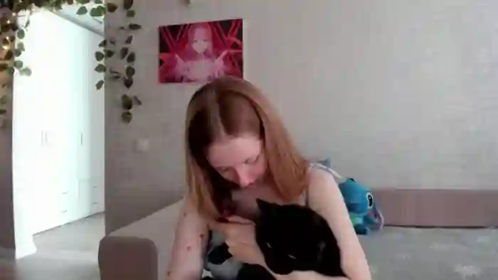 girlyAlicey