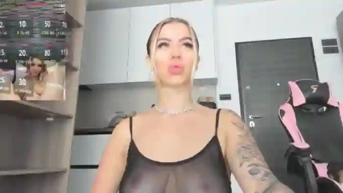 Megan_Ros