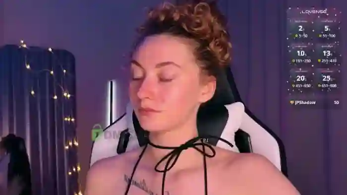 Lady_Curls
