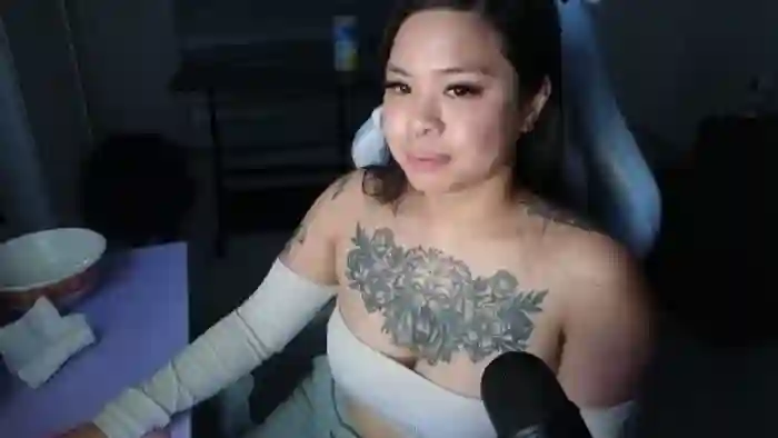 dolllface