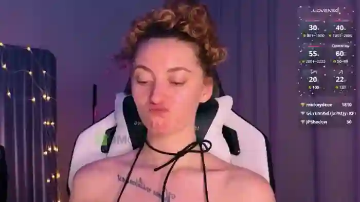 Lady_Curls