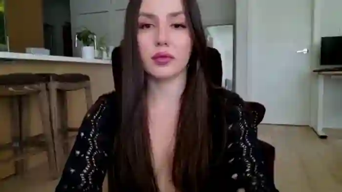 BellaBaxter