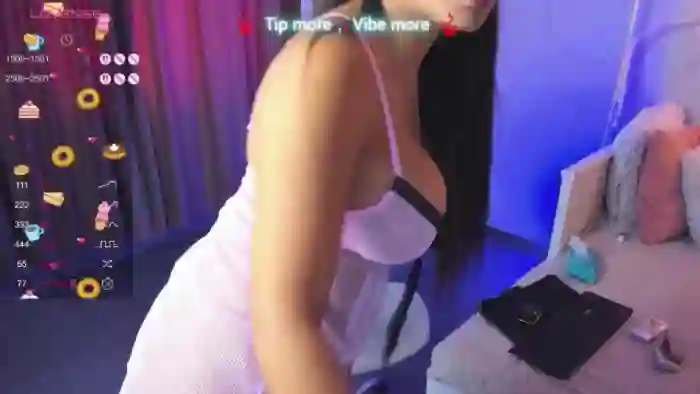 LindsayDee