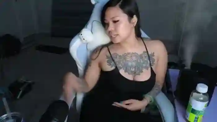dolllface
