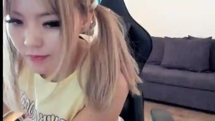 Juicy_Cherry6