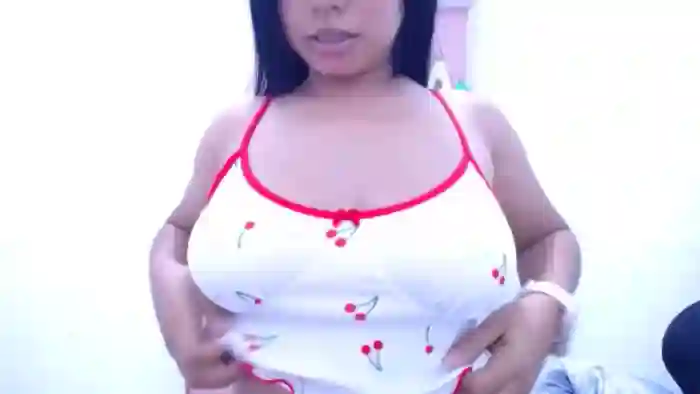 Nicolle26