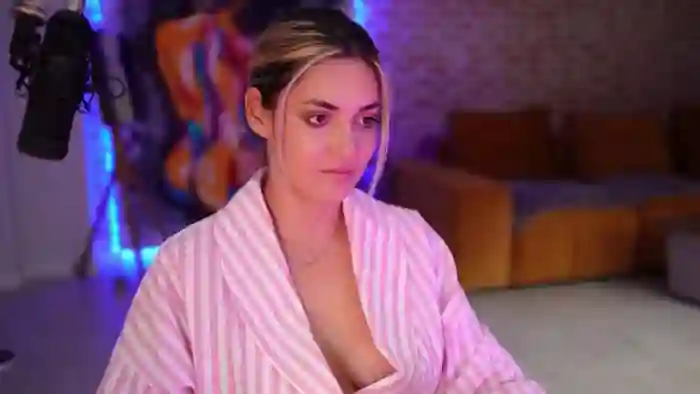 Allie_Synn