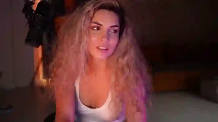 Allie_Synn