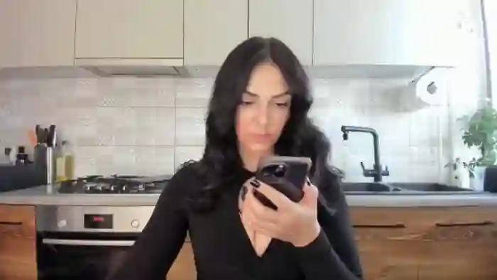 MissNelly_