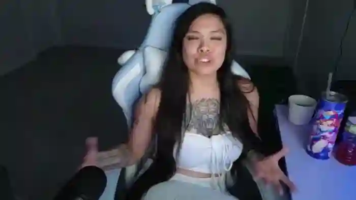 dolllface