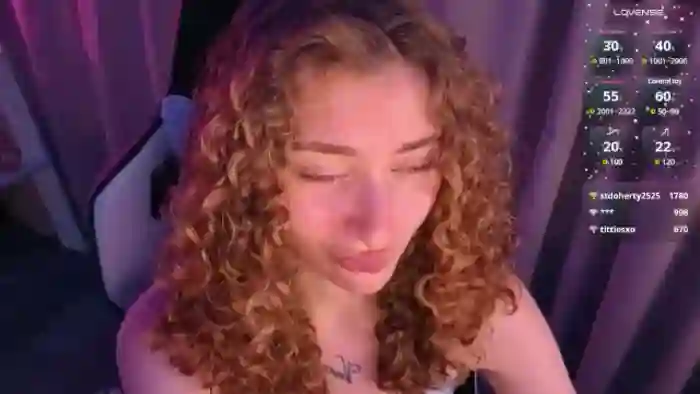 Lady_Curls